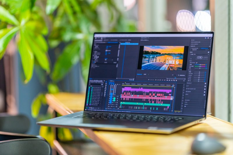 パソコン・動画編集