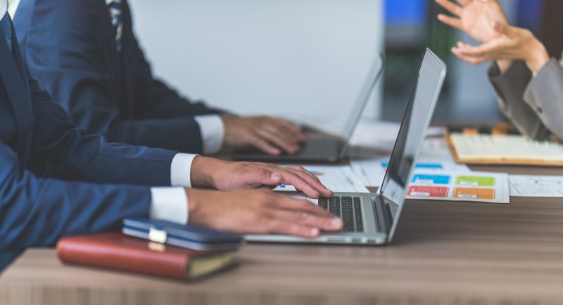 ビジネス/公認会計士/会計士/パソコン